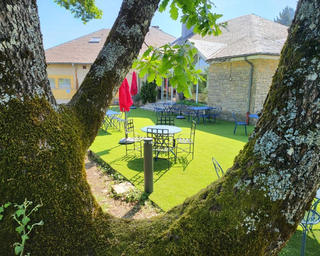 Hotel Causse Comtal Rodez, The Originals Relais Gages-le-Haut Dış mekan fotoğraf